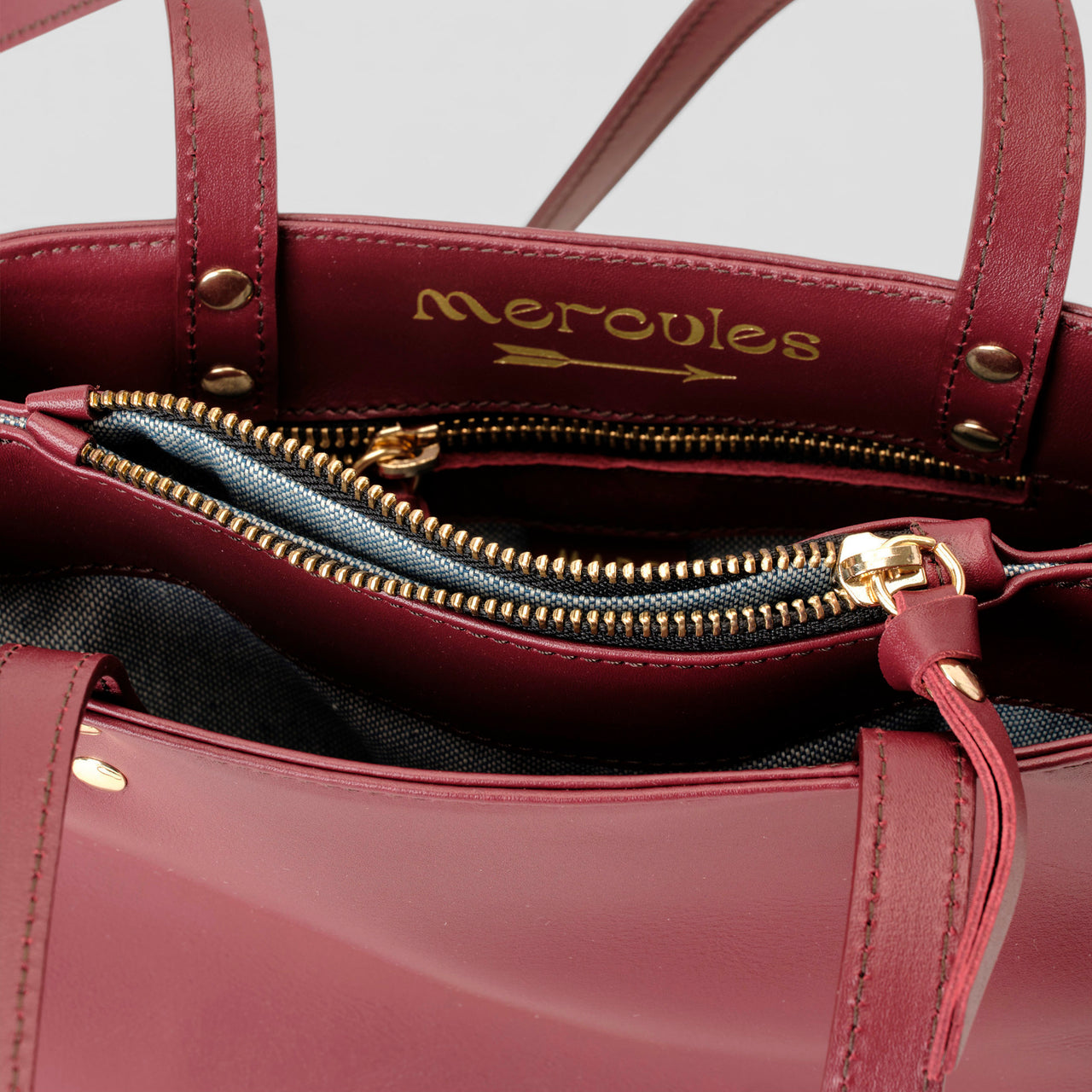 Robin Burgundy