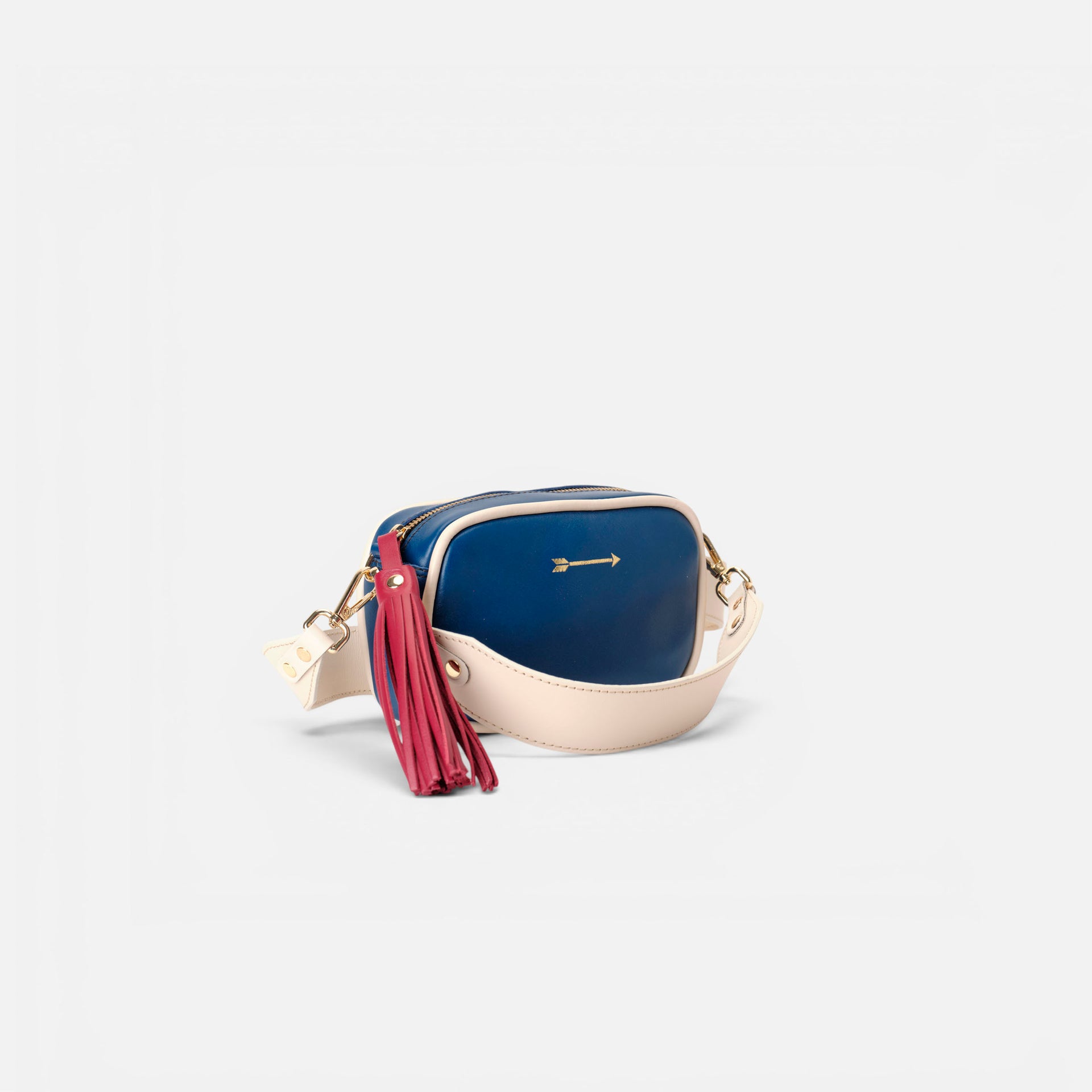 Samba Navy, Bone y Lipstick