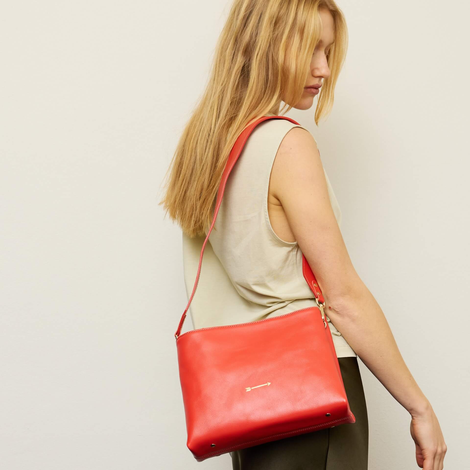 Robin Medium Coral