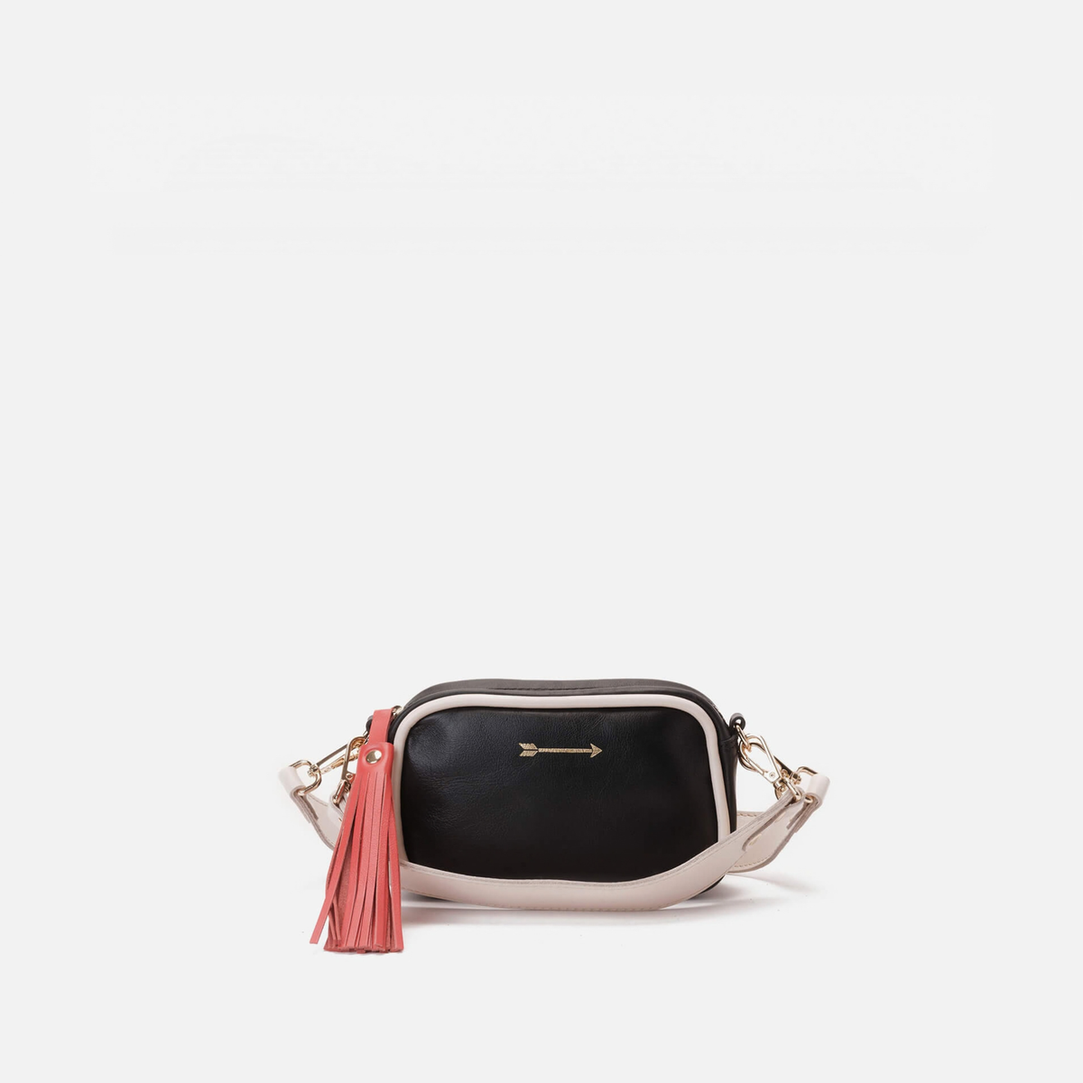 Bolso pequeño con flecos Samba color negro y hueso, de Mercules