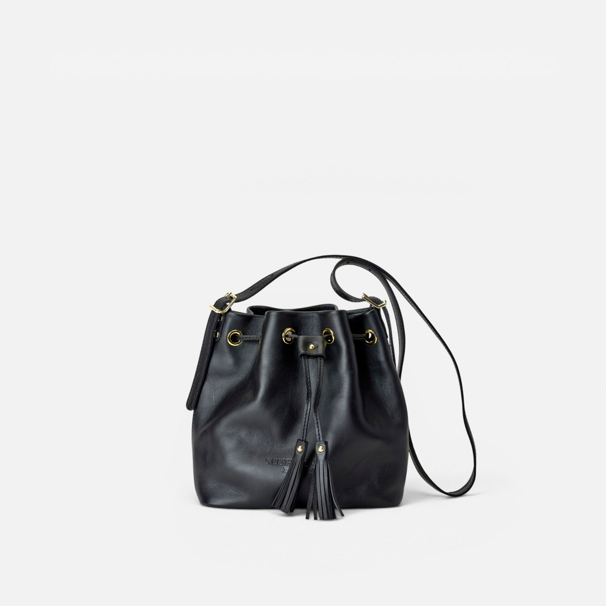 Bolso bombonera de piel Pampa color negro, de Mercules