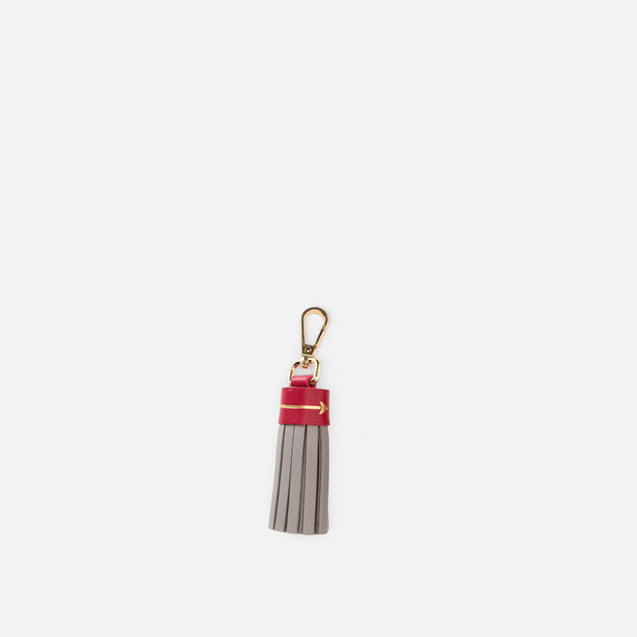 Llavero flecos multicolor Grey & Lipstick