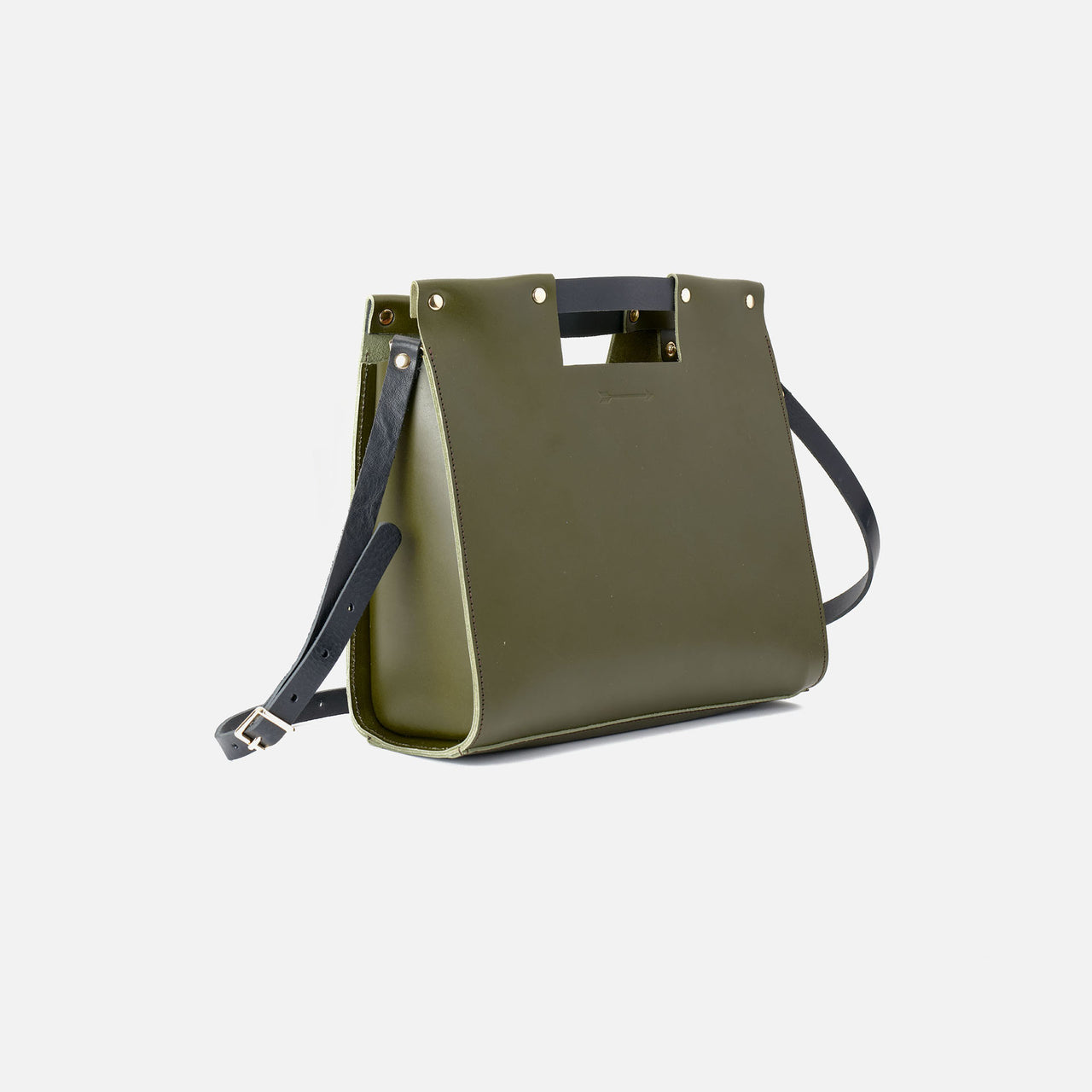 Alamo Satchel Oliva