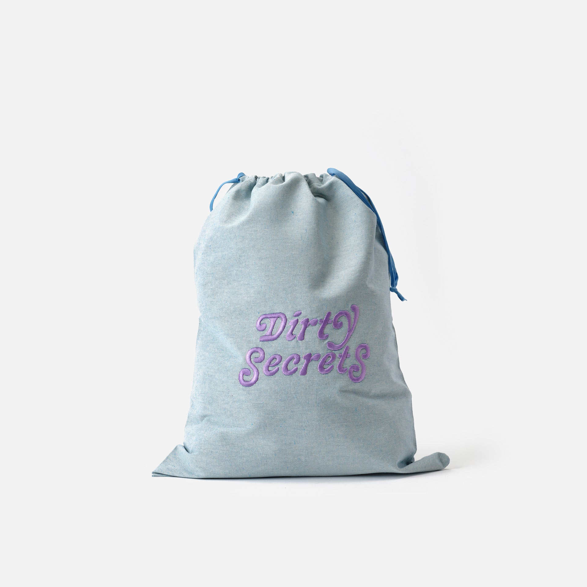 Funda bordada Dirty Secrets Celeste